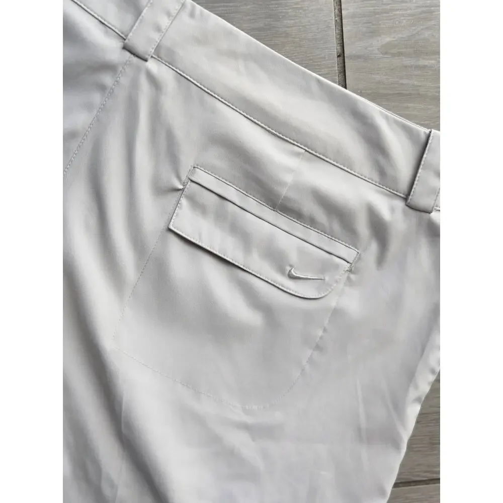 Nike Golf Tour Performance Lightweight Dri-Fit Bermuda Cargo Shorts size 16
